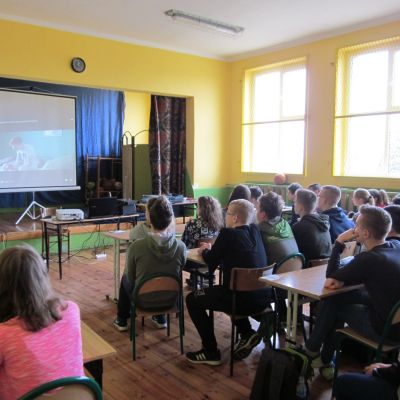 Szkolny Dzień Bezpieczeństwa Cyfrowego w Niepublicznym Gimnazjum w Gąskach